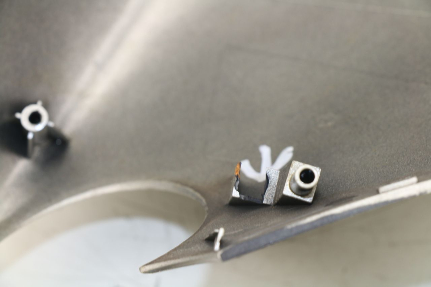 photo de REAR PANEL MBK SKYLINER 125 (2001 - 2003) - Technical close-up