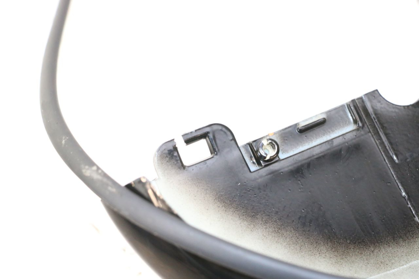 photo de REAR PANEL YAMASAKI STREET 50 (2013 - 2018) - Fixing points details