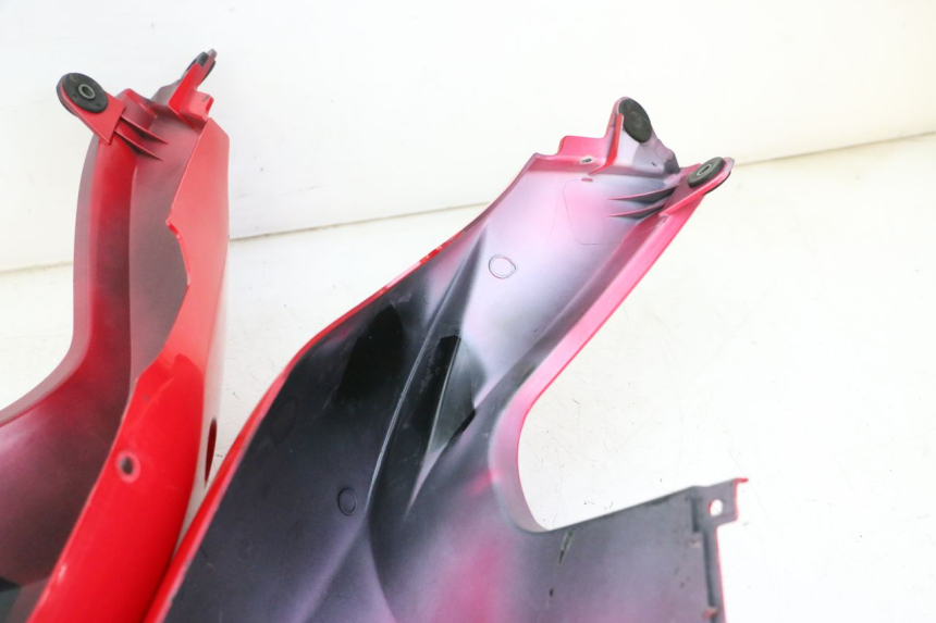 photo de REAR PANEL SUZUKI SV S 650 (2003 - 2009) - Fixing points details