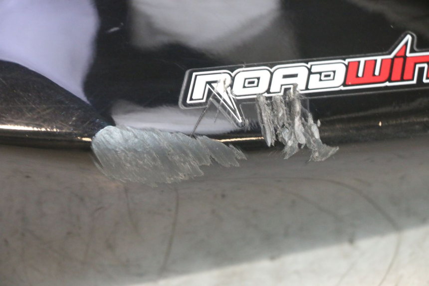photo de REAR PANEL DAELIM VJ ROADWIN 125 (2004 - 2007) - Component detail