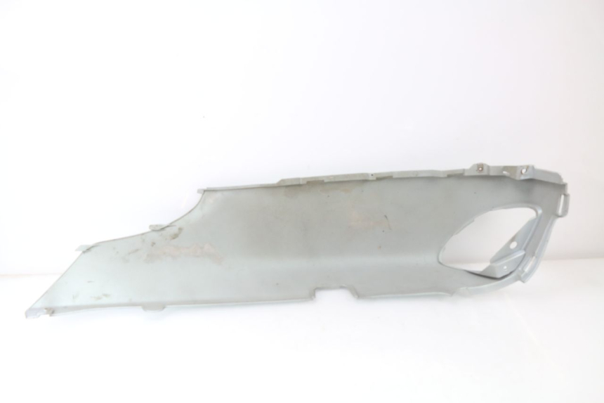 photo de REAR PANEL PIAGGIO X9 125 (2000 - 2003) - Surface and material condition