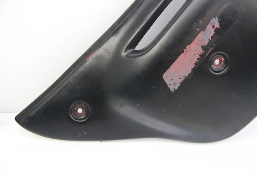 photo de REAR PANEL PEUGEOT XP6 50 (1997 - 2003) - Zoom on usage condition