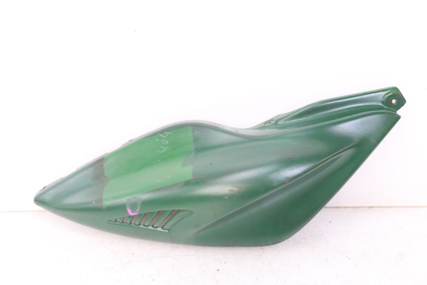photo de REAR PANEL YAMAHA AEROX 50 (1997 - 2006) - Detailed visual inspection