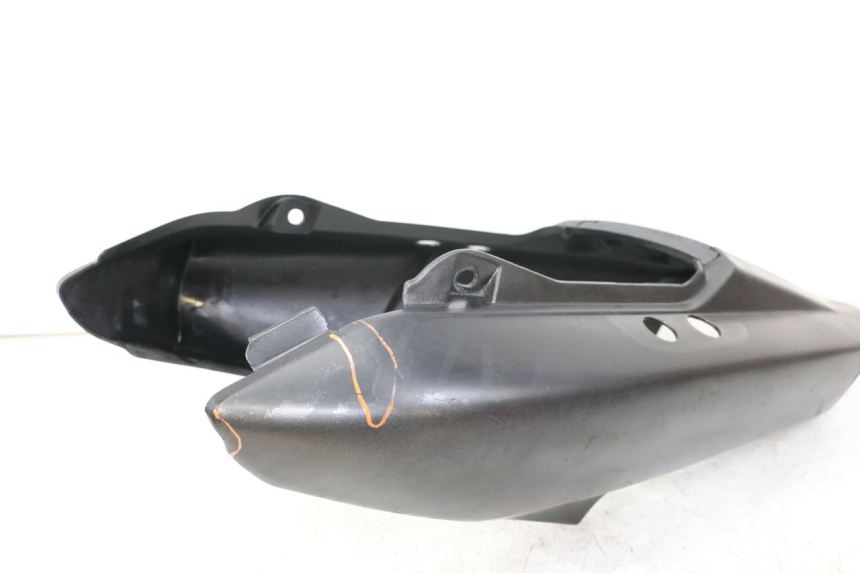 photo de REAR PANEL YAMAHA FZS FAZER 600 (2001 - 2003) - Component zoom