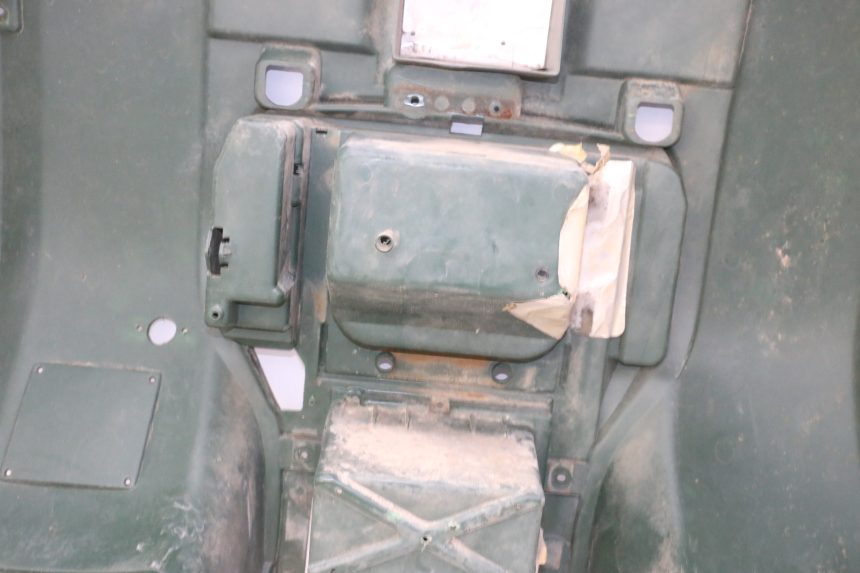 photo de REAR PANEL YAMAHA YFM BRUIN 350 (2003 - 2009) - Distinctive features