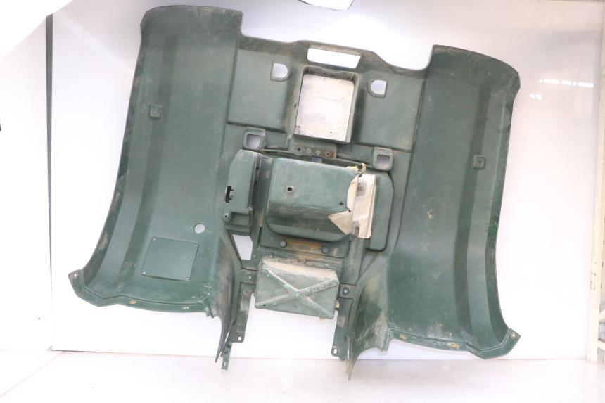 photo de REAR PANEL YAMAHA YFM BRUIN 350 (2003 - 2009) - Fixing points details