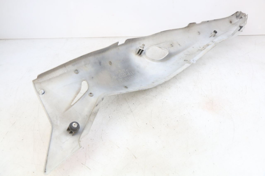 photo de REAR FAIRING YAMAHA YZF R THUNDERCAT 600 (1996 - 2003) - Checked used part