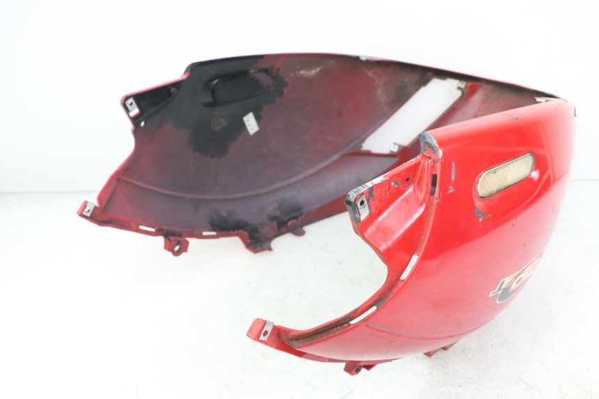 photo de REAR FAIRING PIAGGIO ZIP 2T 50 (2009 - 2019) - Zoom on usage condition