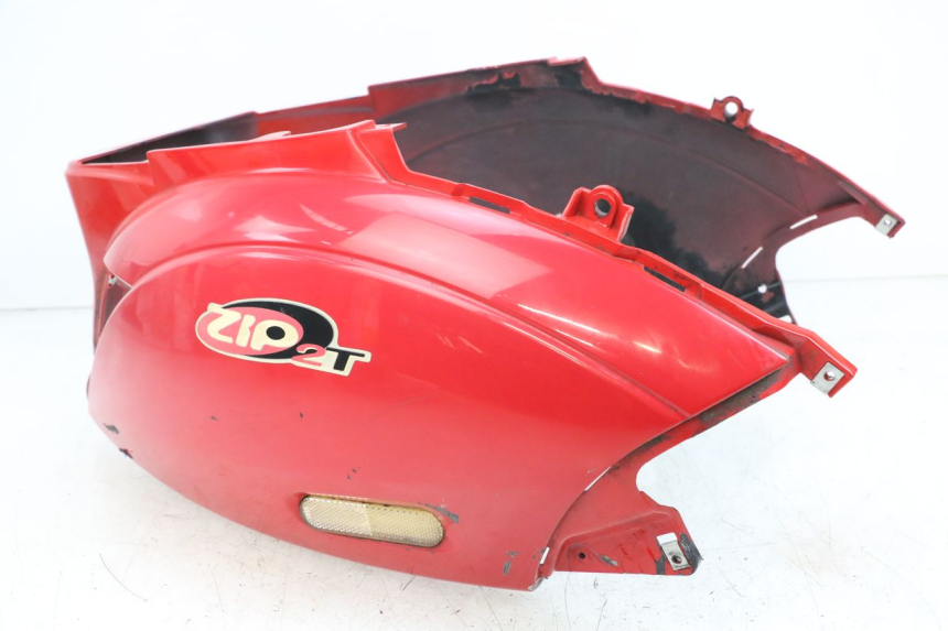 photo de REAR FAIRING PIAGGIO ZIP 2T 50 (2009 - 2019) - Fixing points details