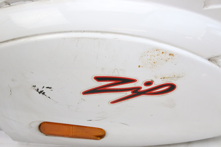 photo de REAR FAIRING PIAGGIO ZIP 4T 50 (2018 - 2020) - Markings and original references