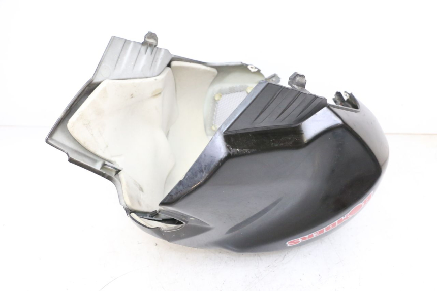 photo de FUEL TANK PANEL MAG POWER BOMBERS 4T 50 (2016 - 2026) - Fixing points details