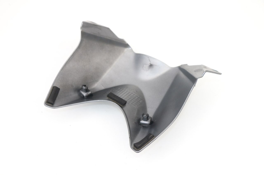 photo de FUEL TANK PANEL HONDA CBR R 125 (2011 - 2016) - Zoom on usage condition