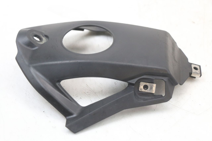 photo de FUEL TANK PANEL HONDA CRF R 250 (2020 - 2021) - Fixing points details
