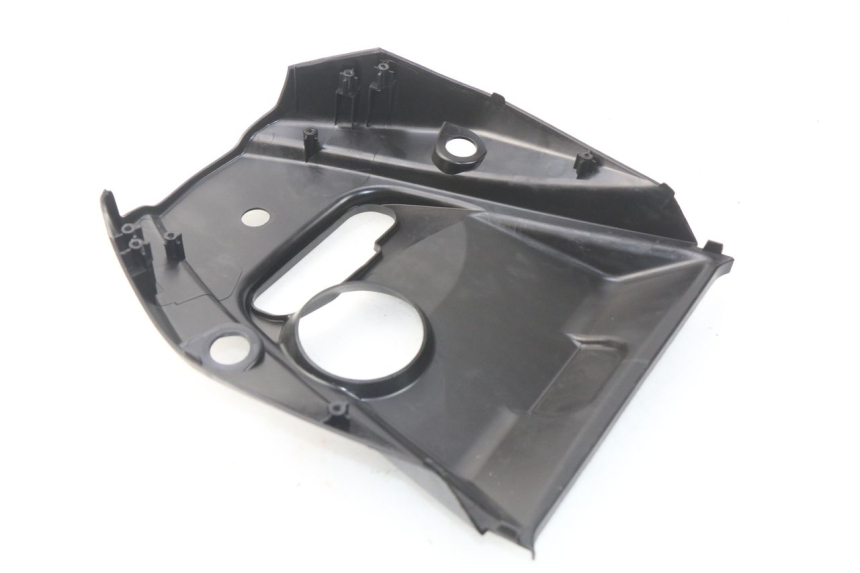 photo de FAIRING TANK SYM CROX 4T 50 (2016 - 2023) - Zoom on usage condition