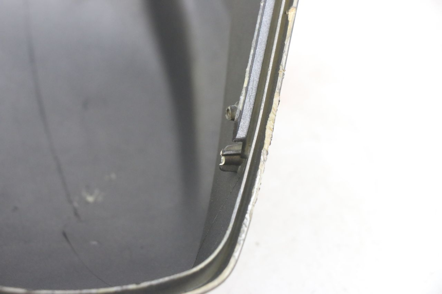 photo de FAIRING TANK GILERA DNA 50 (2000 - 2007) - Component detail