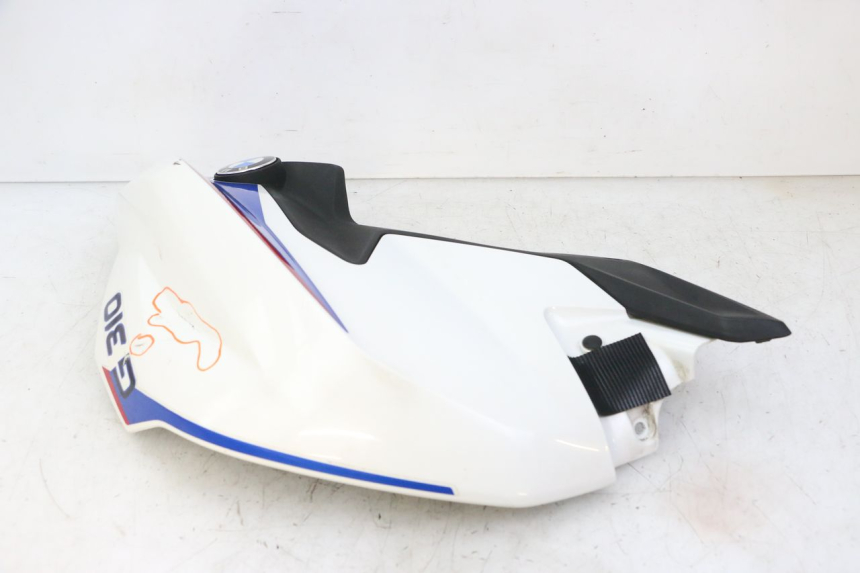 photo de RIGHT FUEL TANK PANEL BMW G310 R 310 (2016 - 2020) - Component zoom