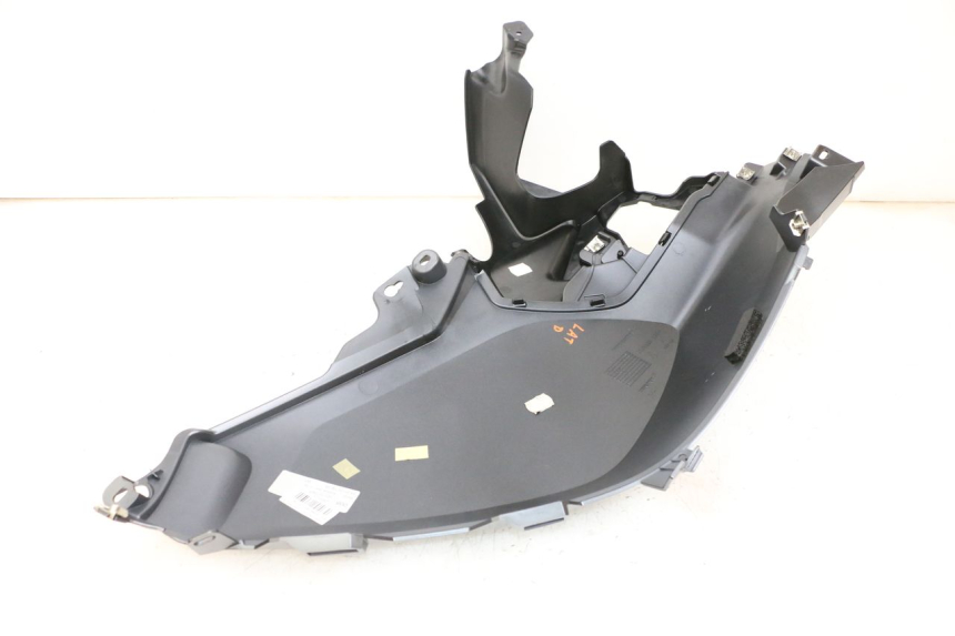 photo de RIGHT FUEL TANK PANEL BMW R GS 1250 (2021 - 2024) - Technical close-up