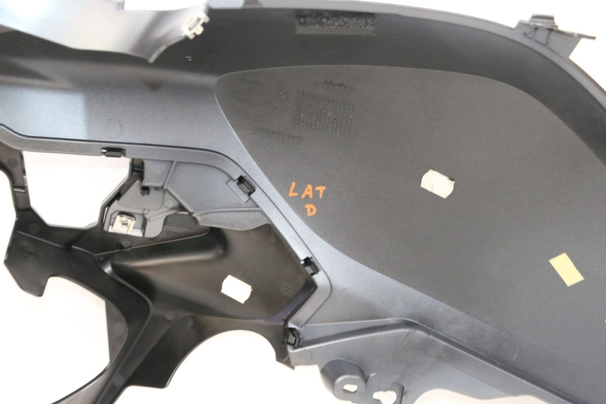 photo de RIGHT FUEL TANK PANEL BMW R GS 1250 (2021 - 2024) - Markings and original references