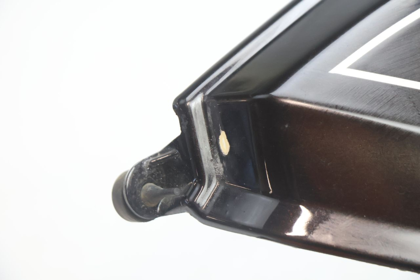 photo de RIGHT FUEL TANK PANEL CAN-AM SPYDER RS 1000 (2008 - 2012) - Component detail