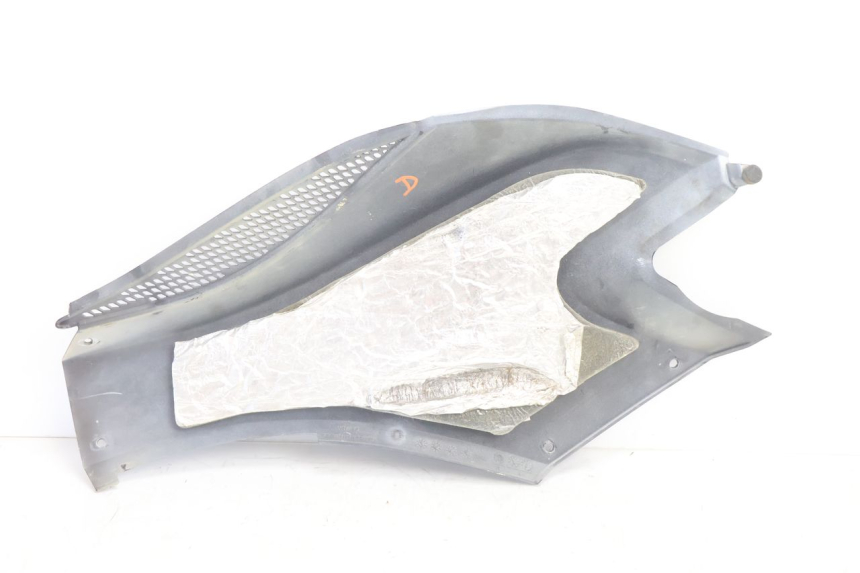 photo de RIGHT FUEL TANK PANEL CAN-AM SPYDER RS 1000 (2008 - 2012) - Product overview