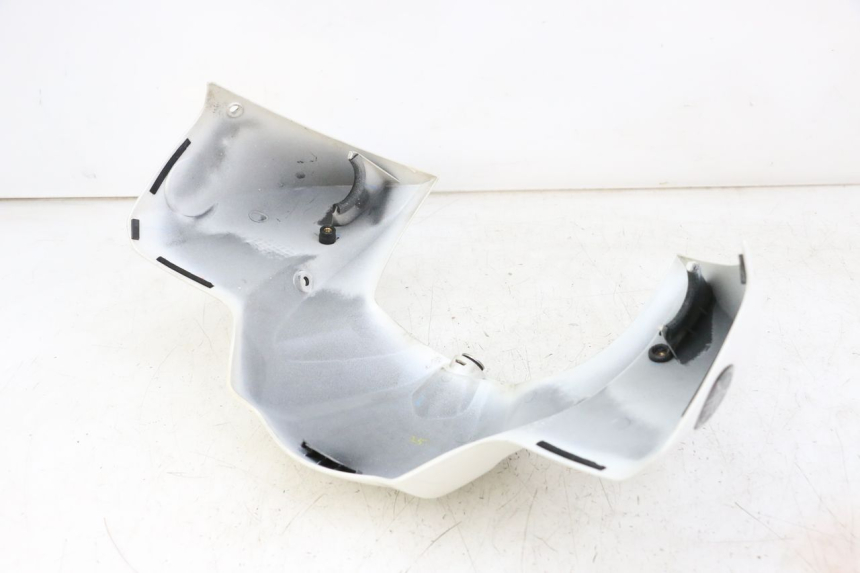 photo de FUEL TANK PANEL YAMAHA FZ1 FAZER 1000 (2007 - 2009) - Technical close-up