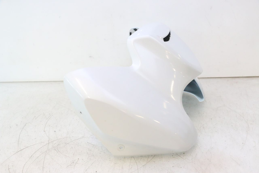photo de FUEL TANK PANEL YAMAHA FZ8 800 (2010 - 2016) - Fixing points details