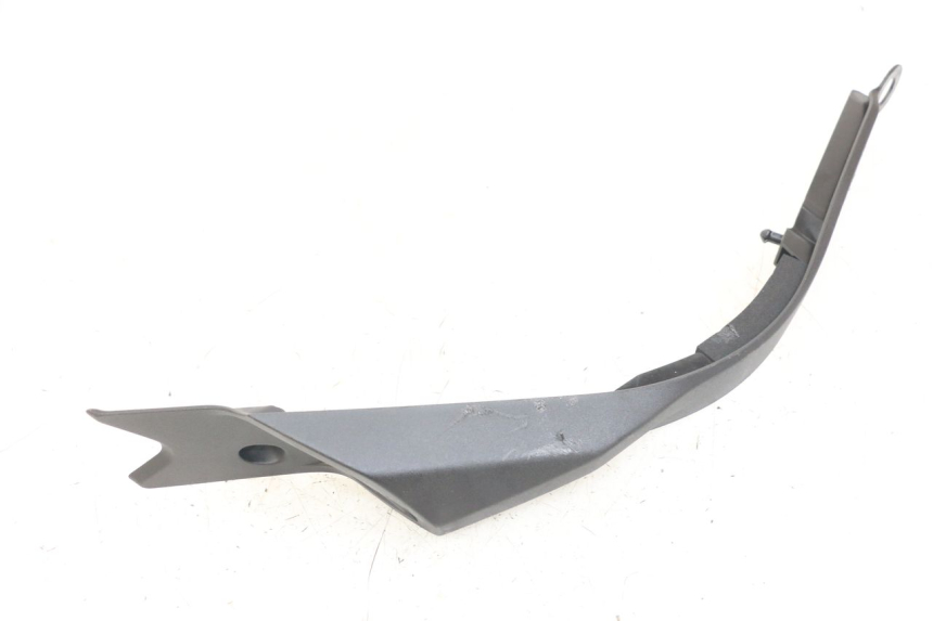 photo de LEFT FUEL TANK PANEL KAWASAKI ER-6 ER6 N 650 (2012 - 2016) - Technical close-up