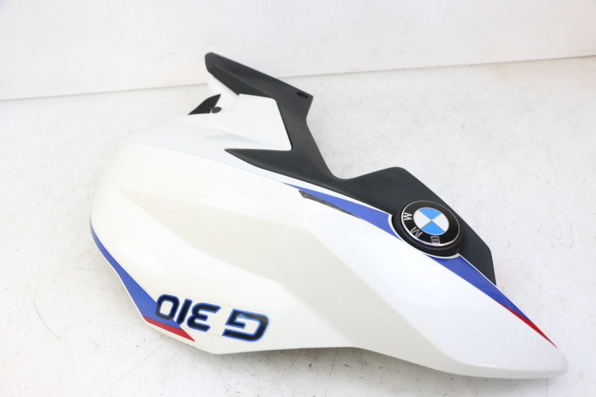 photo de LEFT FUEL TANK PANEL BMW G310 R 310 (2016 - 2020) - Additional view of the item