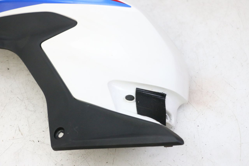 photo de LEFT FUEL TANK PANEL BMW G310 R 310 (2016 - 2020) - Checked used part