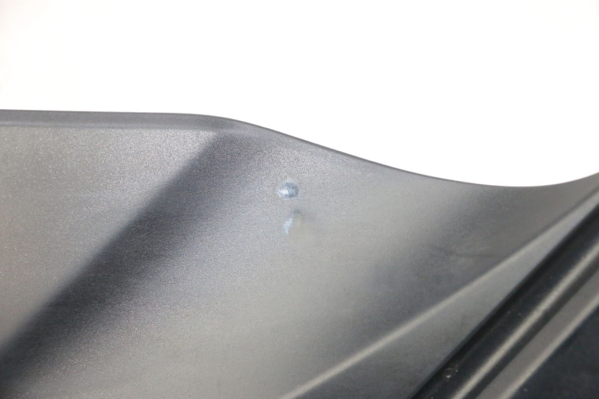 photo de LEFT TANK FAIRING SUZUKI GSR 750 (2011 - 2017) - Component detail