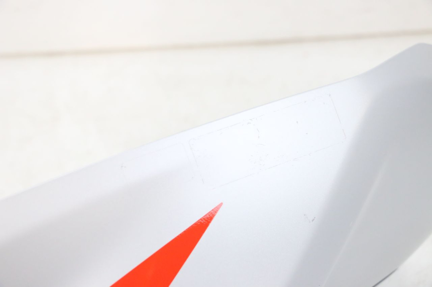 photo de LEFT FUEL TANK PANEL YAMAHA MT-07 MT07 ABS 700 (2018 - 2020) - Alternative perspective