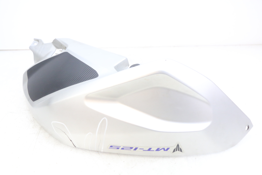 photo de LEFT TANK FAIRING YAMAHA MT ABS 125 (2014 - 2018) - Technical close-up