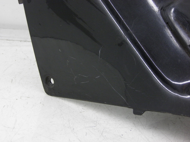 photo de FUEL TANK PANEL HONDA FES PANTHEON 125 (2003 - 2007) - High-resolution close-up