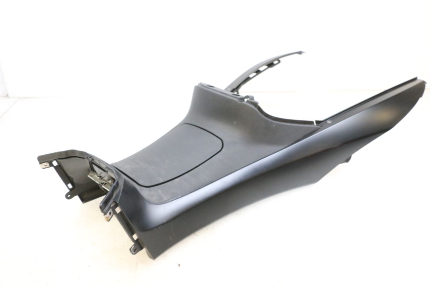 photo de FUEL TANK PANEL PIAGGIO MP3 HPE 350 (2018 - 2020) - Supplementary product photo