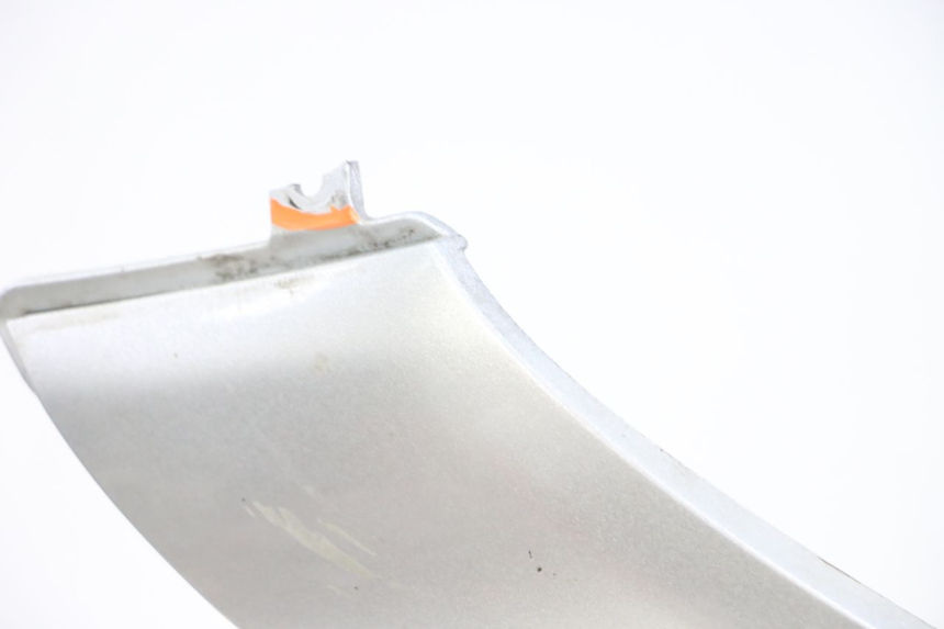 photo de FUEL TANK PANEL PIAGGIO MP3 LT 300 (2010 - 2016) - Product overview