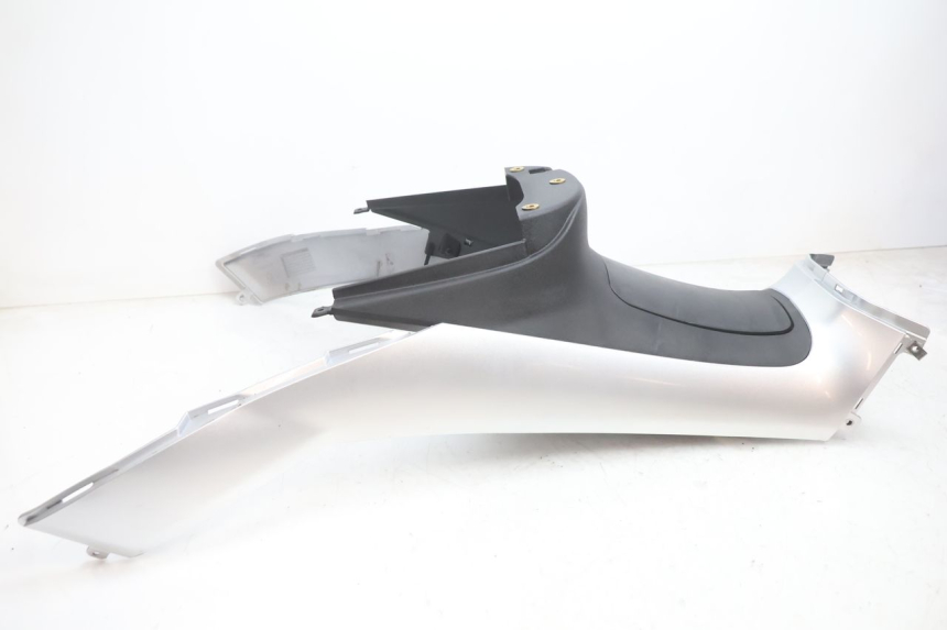 photo de FUEL TANK PANEL PIAGGIO MP3 LT 300 (2010 - 2016) - Main view