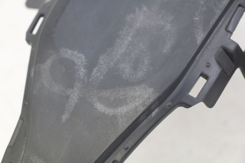 photo de FAIRING TANK YAMAHA MT-07 MT07 700 (2018 - 2020) - Technical close-up