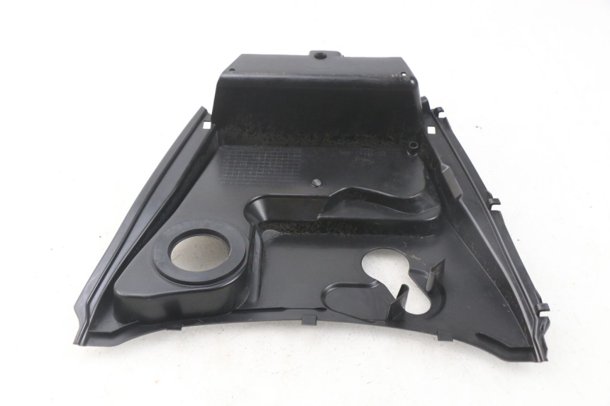 photo de FUEL TANK PANEL MBK MW TRYPTIK 125 (2017 - 2022) - Fixing points details