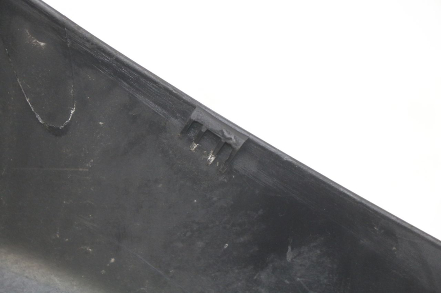 photo de FUEL TANK FAIRING GILERA NEXUS 125 (2007 - 2009) - Surface and material condition