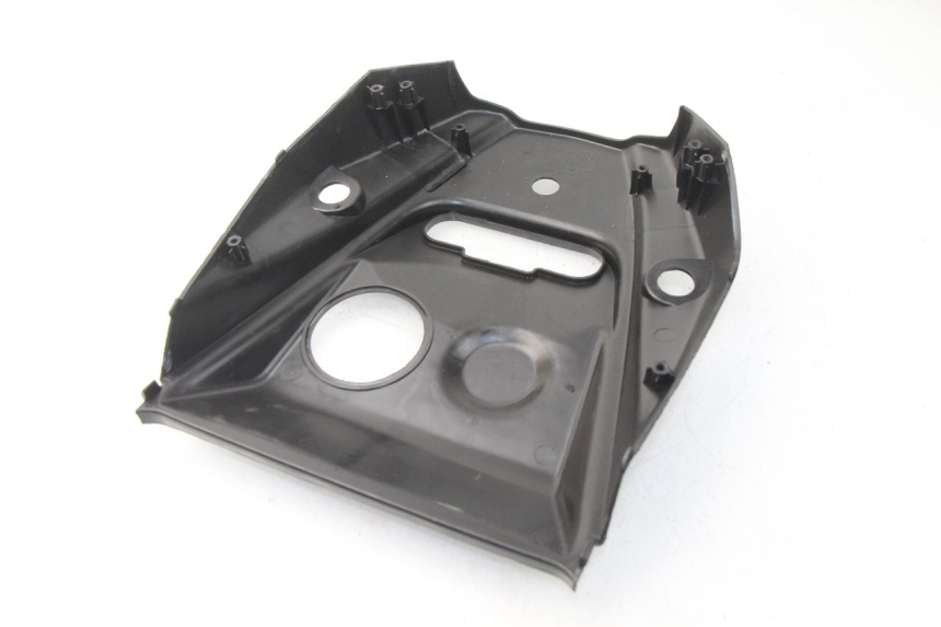 photo de FUEL TANK PANEL SYM ORBIT 2 4T 50 (2008 - 2017) - Technical close-up