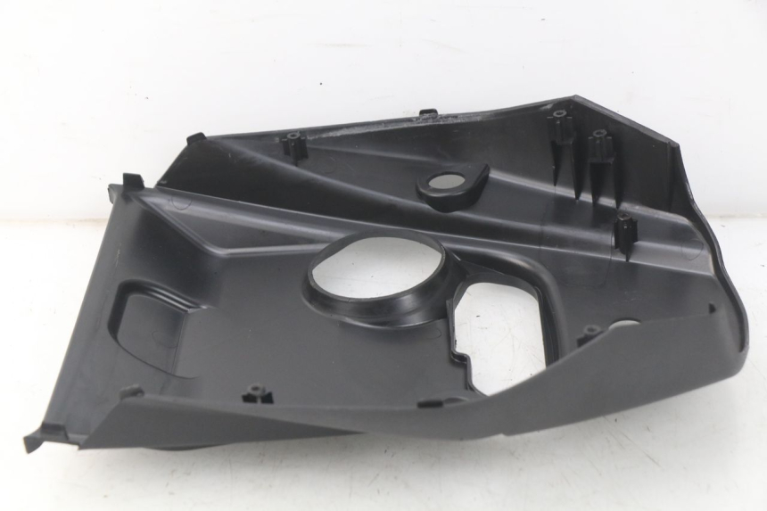 photo de FUEL TANK PANEL SYM ORBIT 2 4T 50 (2018 - 2022) - Surface and material condition