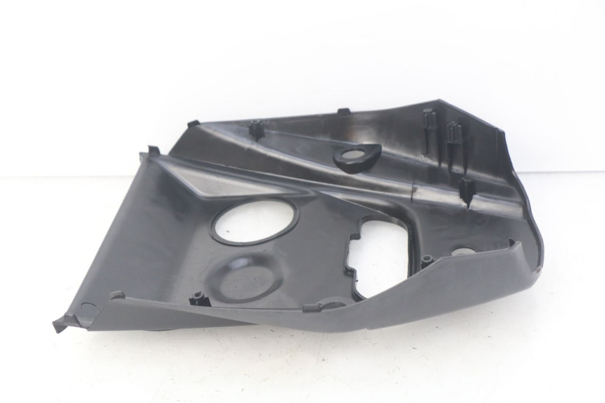 photo de FUEL TANK PANEL SYM ORBIT 2 4T 50 (2008 - 2017) - Zoom on usage condition