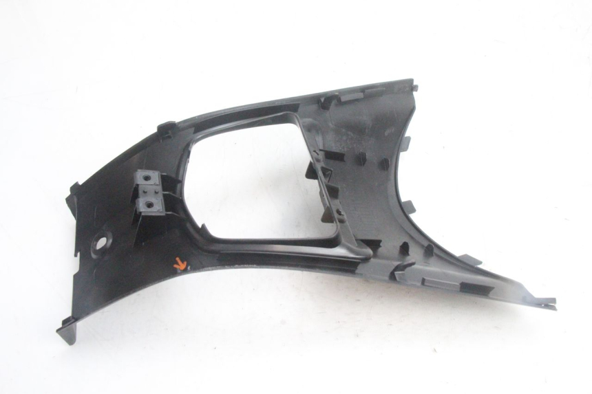 photo de FAIRING TANK HONDA PCX (JF28) 125 (2009 - 2011) - Technical close-up