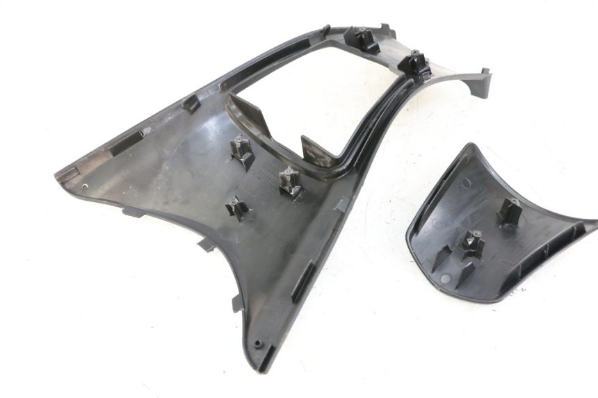 photo de FAIRING TANK HONDA PCX (JF47) 125 (2012 - 2013) - Alternative perspective