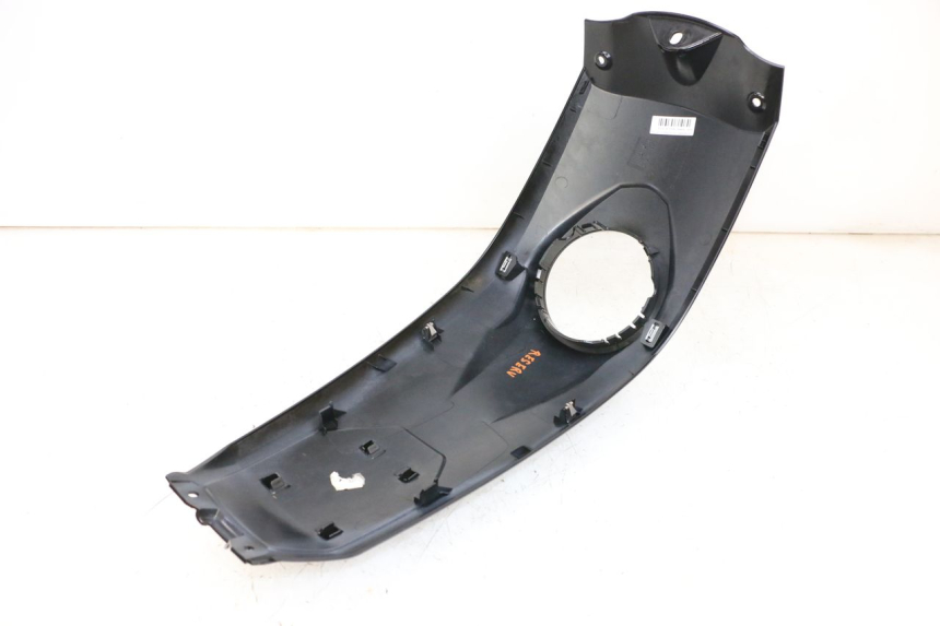 photo de FUEL TANK PANEL BMW R GS 1250 (2021 - 2024) - Technical close-up