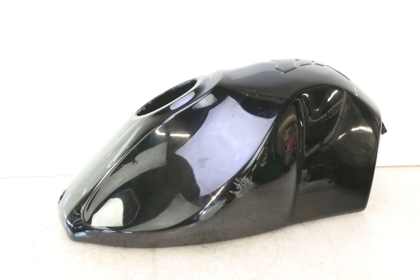 photo de FUEL TANK PANEL DAELIM VJ ROADWIN 125 (2004 - 2007) - Fixing points details