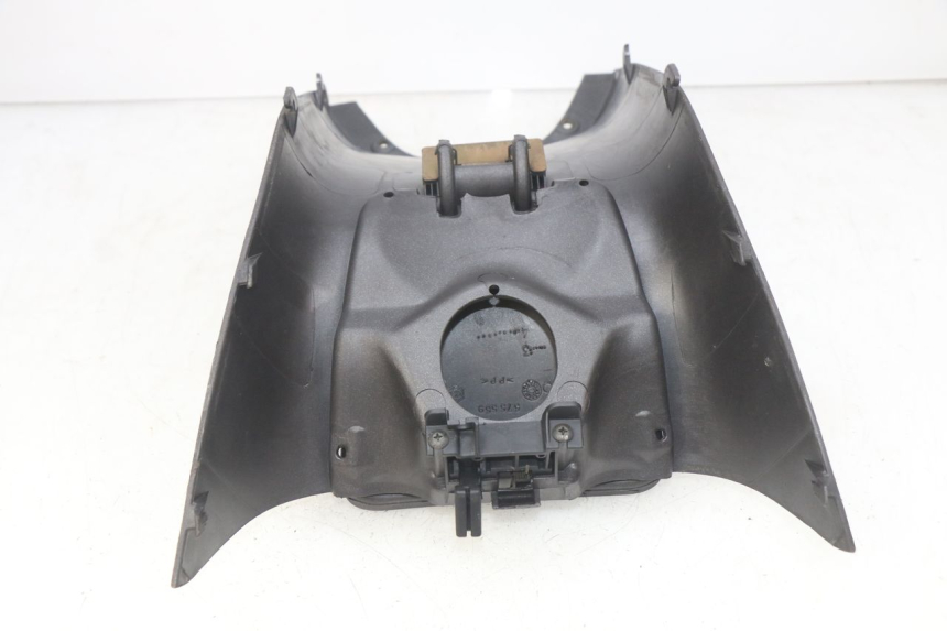 photo de FAIRING TANK PIAGGIO X9 EVOLUTION 250 (2003 - 2007) - Fixing points details