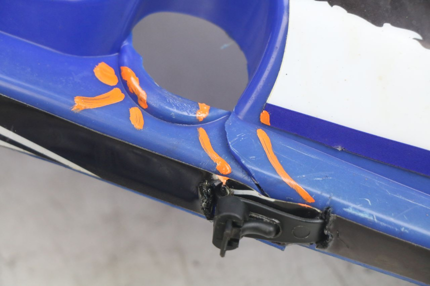 photo de COMPLETE FAIRING BODYWORK JIANSHE COYOTE 80 - Surface and material condition