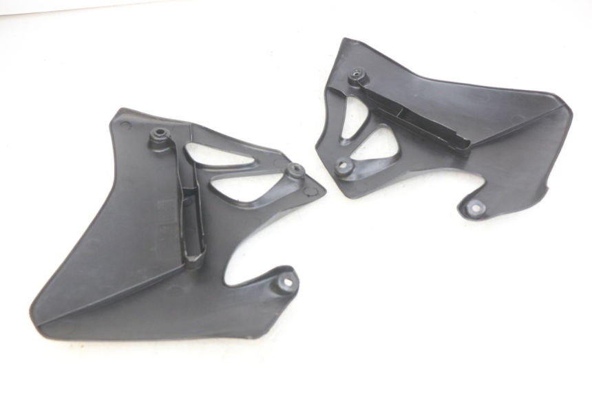 photo de COMPLETE FAIRING BODYWORK HONDA CR 125 (1995 - 1997) - Zoom on usage condition