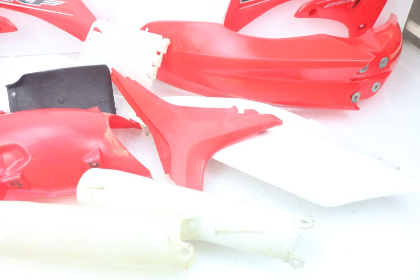 photo de COMPLETE FAIRING BODY KIT HONDA CRF 250 (2013 - 2016) - Product overview